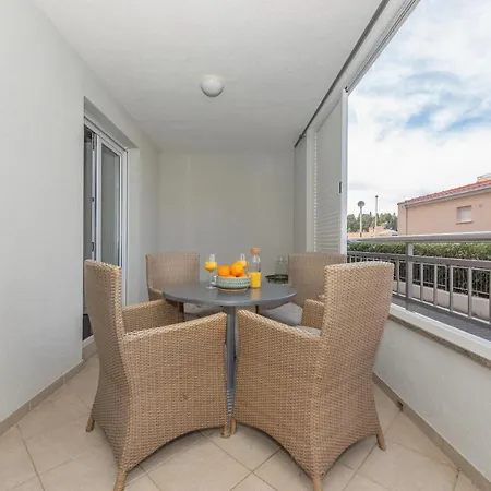 Apartment Vita * Makarska